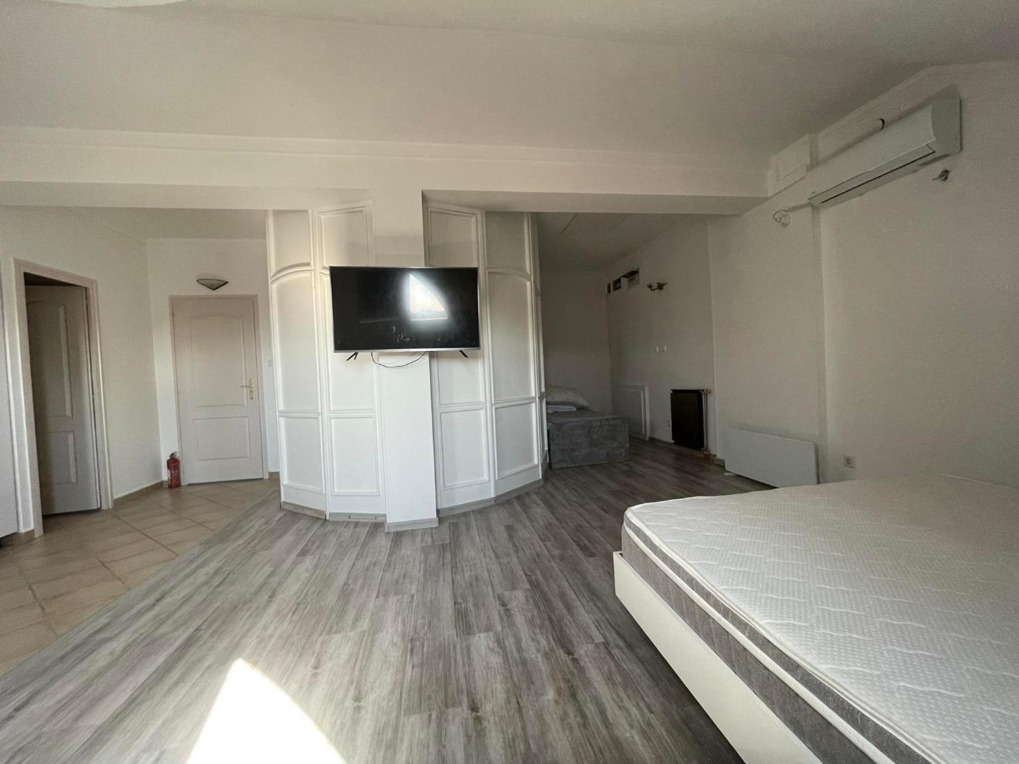 Sunny House Apartman Segedyn Zewnętrze zdjęcie